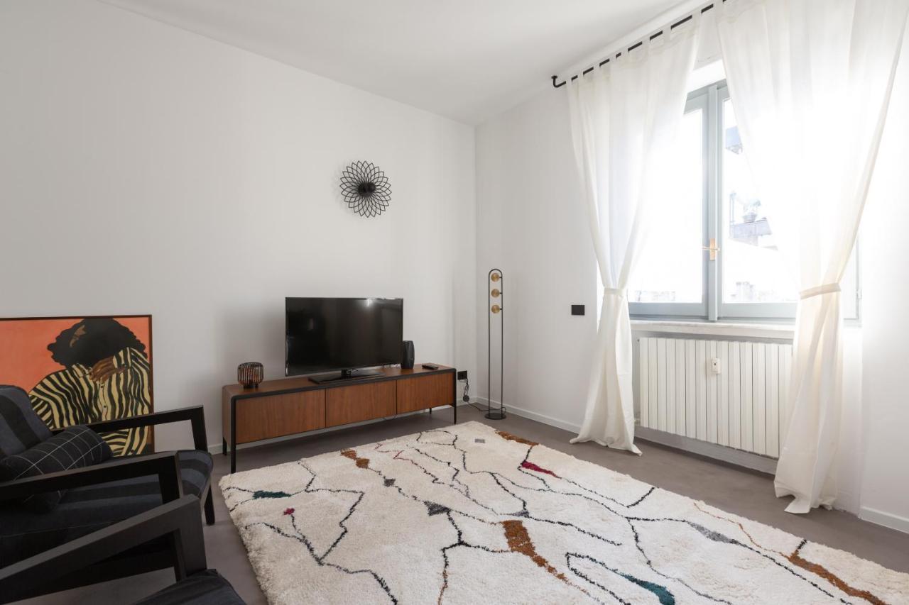 Sant'Ambrogio Bright And Stylish Flat Lägenhet Milano Exteriör bild